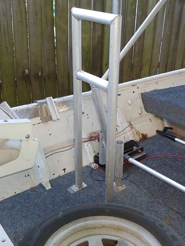 Grab bar for boat with rod holders for Sale in Deer Park, TX OfferUp