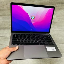 MacBook Pro 2020 13” 2TB
