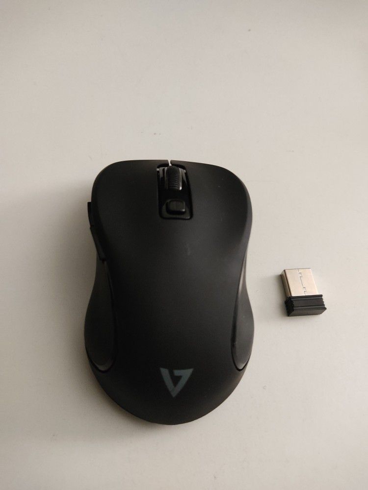 V7 Wireless Mouse (Model: MW300) For Sale 
