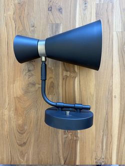 Wall Sconce - EXCELLENT CONDITION!