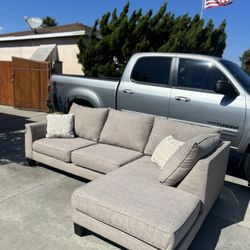 FREE DELIVERY🚚 Modern L Shape Sectional Couch Sofa