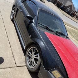 2004 Ford Mustang