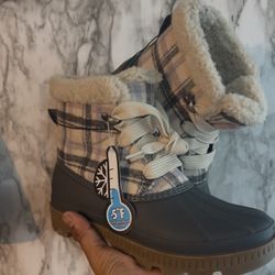 Snow Boots Woman Size 8