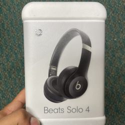  HEADPHONES, ELECTRONICS BEATS IN BOX SOLO 4