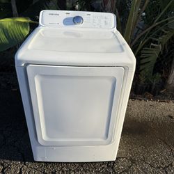 Samsung Dryer Like New 🕊️