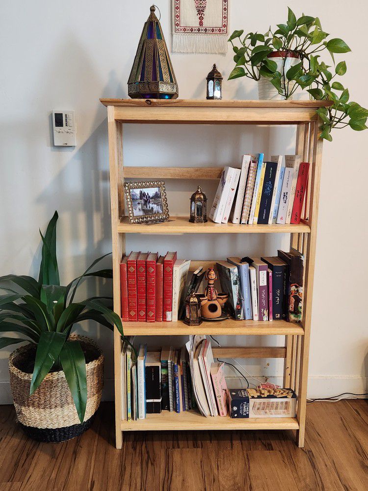 3-Layer Wooden Bookshelf