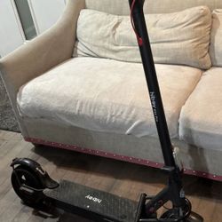 Hiboy KS4 pro foldable electric scooter 25 mile range and 19mph 