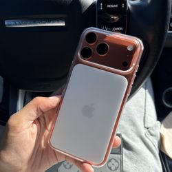 iPhone 17 Pro Max 256GB Unlocked Orange + Apple Clear Case NO OFFERS ‼️