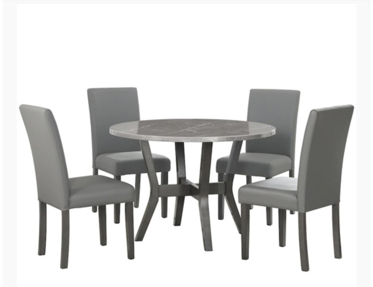 Modern 5-Piece Dining Set – Sleek & Stylish