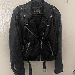 Levi’s Women Jacket (L) 