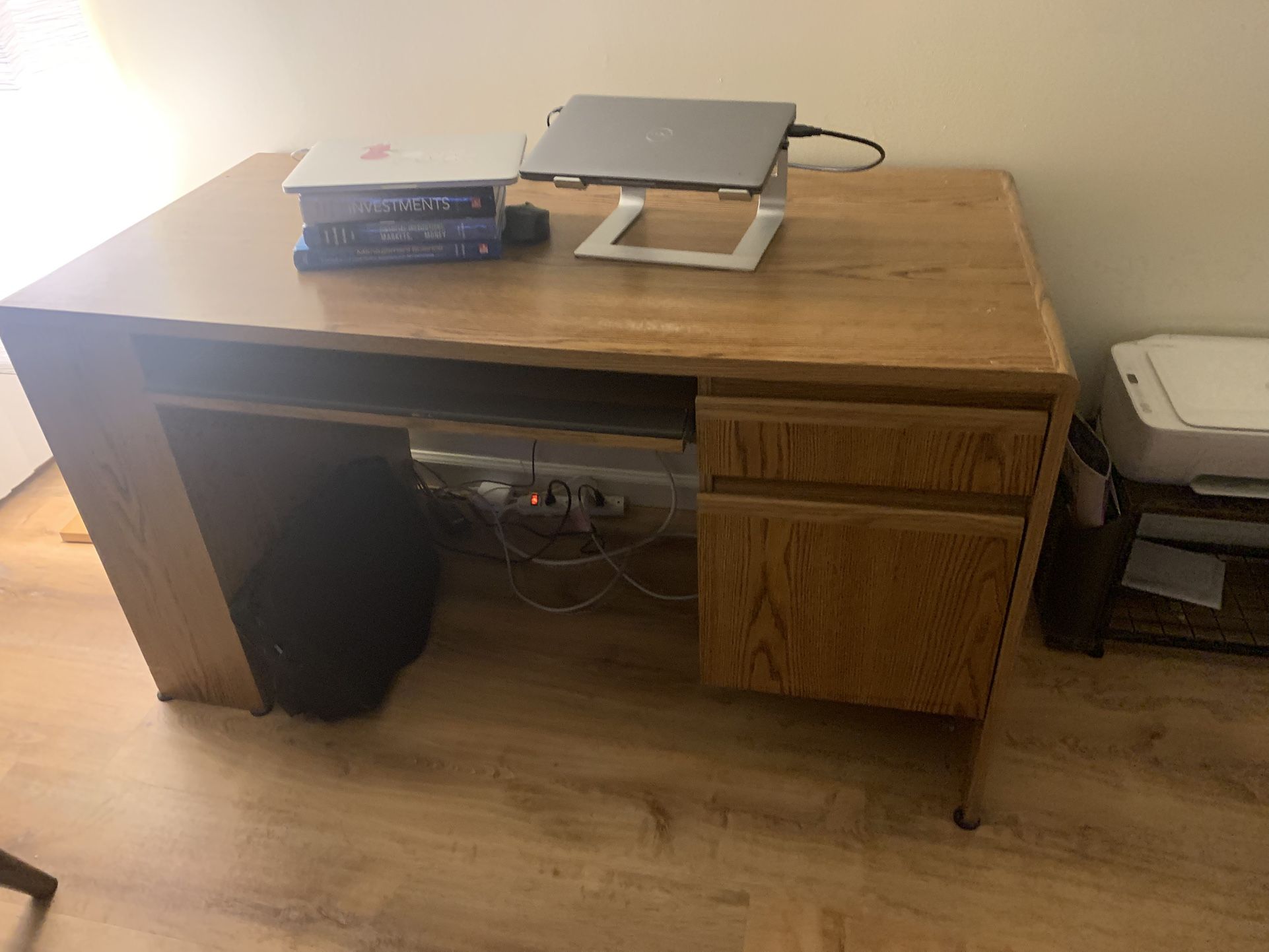 Fabulous Professional Desk