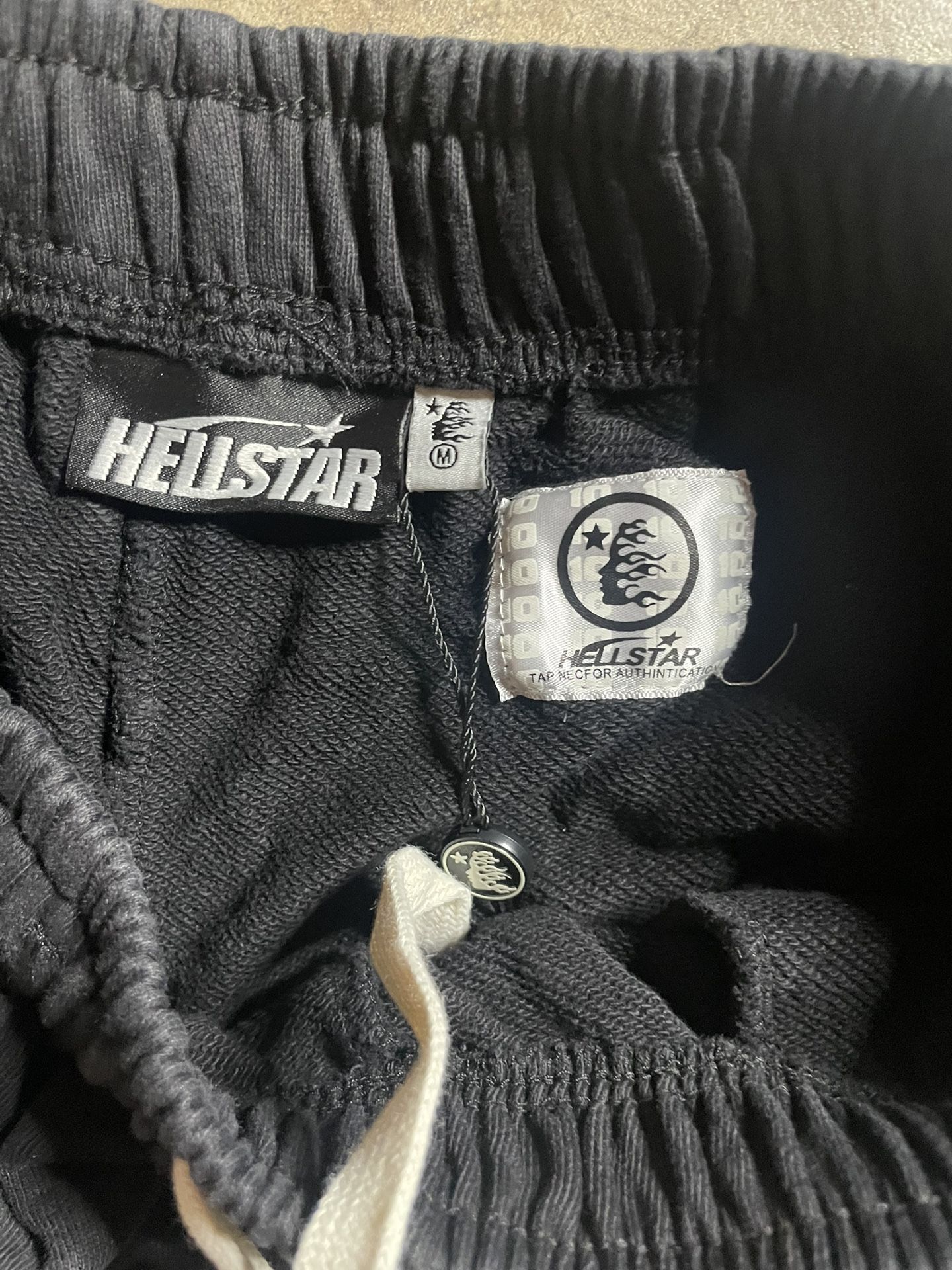 BLACK HELLSTAR SHORTS