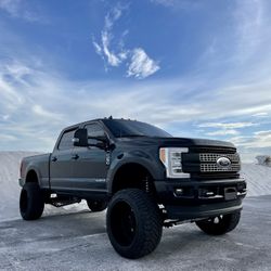 Ford  Platinum Diesel F250 Superduty Factory Warranty Till 10/ 2026 