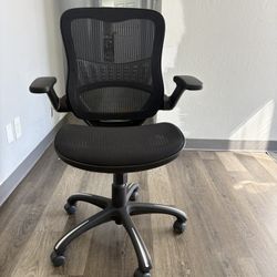 Office Task Chairs 12 In Stock !