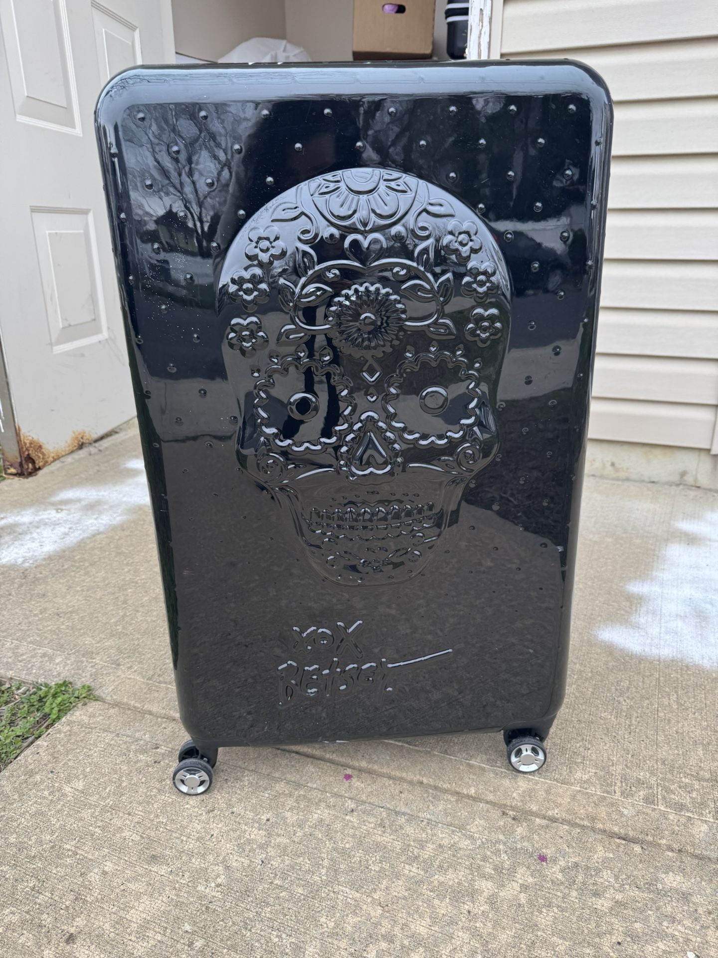 28” Rolling Luggage
