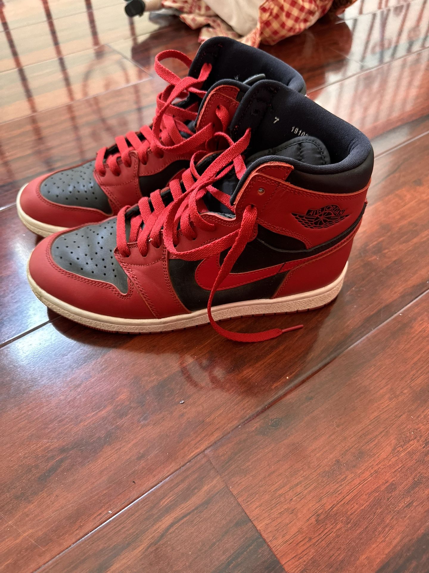 Nike Shoes Men Size 7