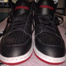 Nike Air JORDANS Jumpman Shoes 10.5