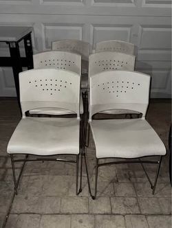 Uline Plastic Stackable Chair