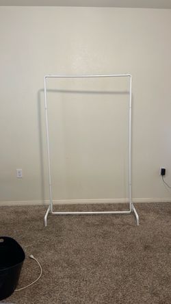 Clothing rack / raca para ropa