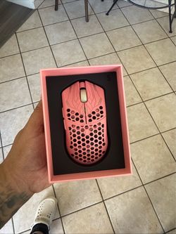 Finalmouse Sakura small