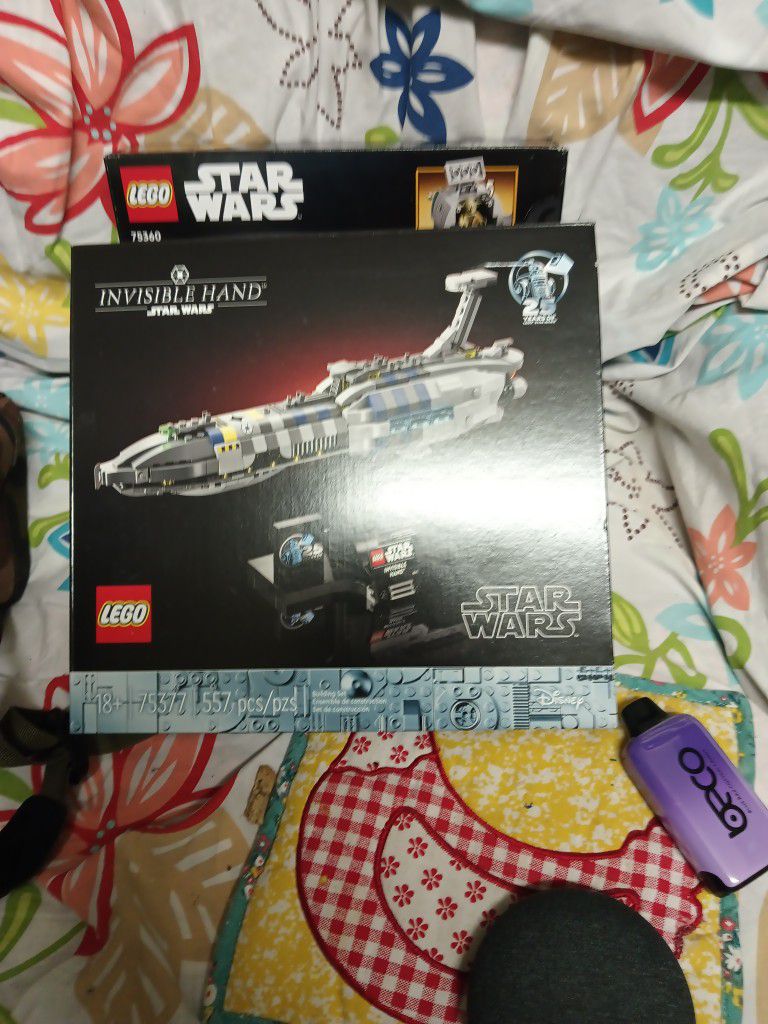 Legos Yoda's Jedi Starfighter And Starship Collection