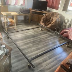 Adjustable Bed Frame Up To Queen Size/60” On Wheels