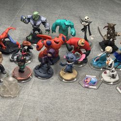 Disney Infinity Figure Lot Of 16