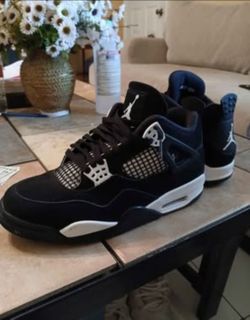 Air Jordan  size 7.5