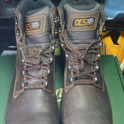 Danners Size 10.5 New