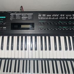 YAMAHA DX7