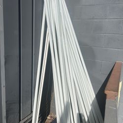 FREE USED FLUORESCENT LIGHT BULBS