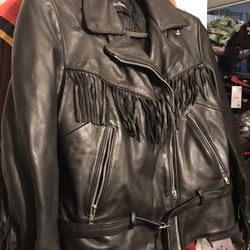 Lnew Woman’s Heavy Harley Davidson Leather Coat Very Nice Priced To Sell Fast Only $100 Size 1 Second Picture