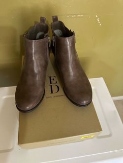 Women booties shoes