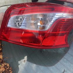 16-18 Nissan Sentra Right Tail Light $125