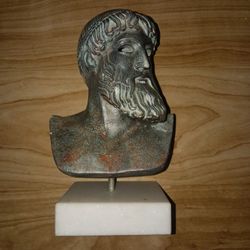 Statue