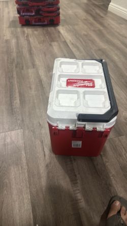 Milwaukee 48-22-842 Heavy Duty Impact Resistant Compact Tool Box