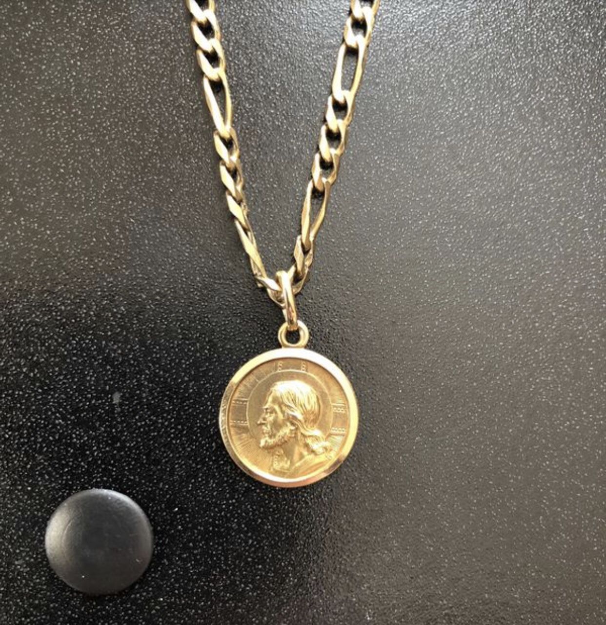 18k figaro chain 750 stamped & 18k dio ti protegga stamped 750
