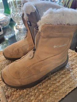 Woman's Leather Boots 