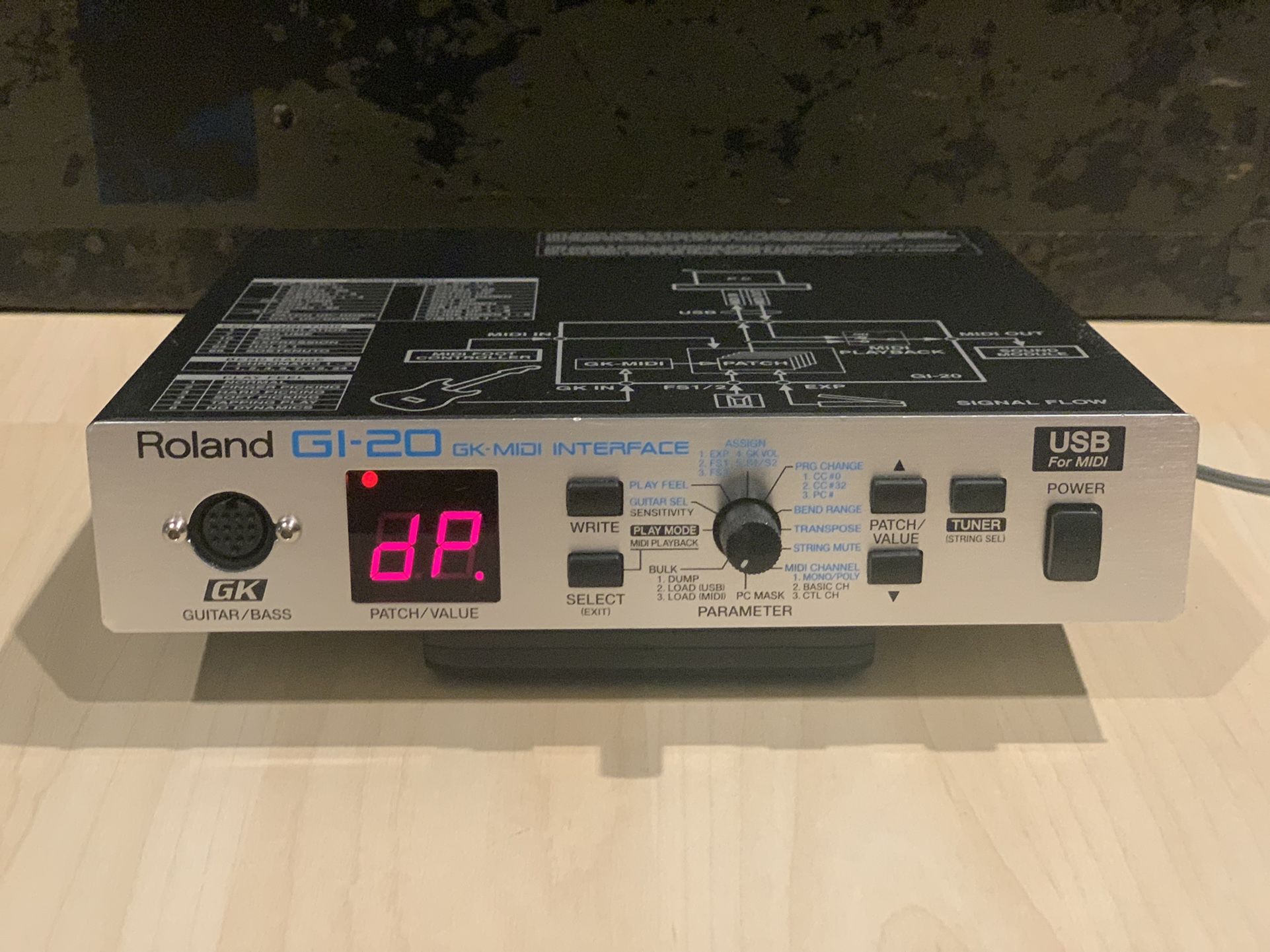 Roland Gi 20 Guitar/Bass MIDI Interface