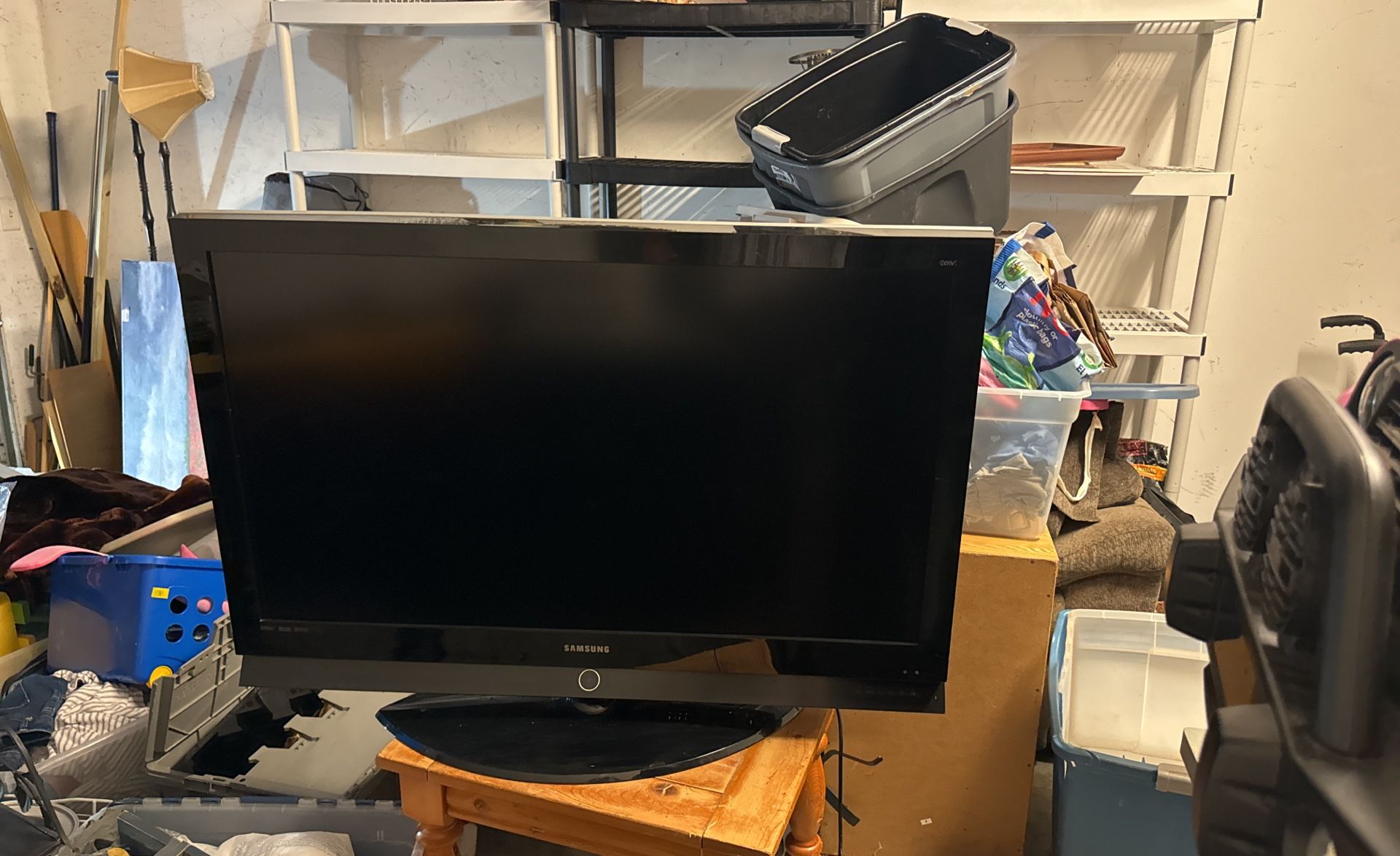 Samsung LN S4692D 65” 720p HD LCD Television READ