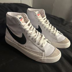 Nike Blazer