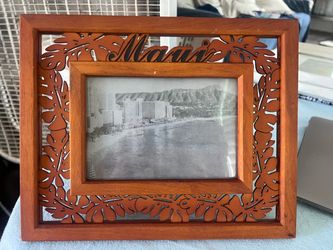 Wood Maui Frame