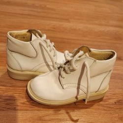Baby's Boys Choes Sz 12 To 18 Month