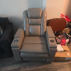 Recliner 