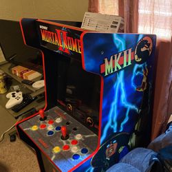 Arcade 1up Mortal Kombat With 12 Different Games