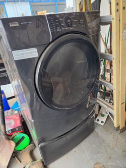 Kenmore Elite Smartheat Quietpak9 front loading dryer. Black,  electric heavy Duty clothes dryer