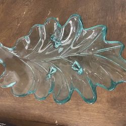 Glass Leaf Bowl