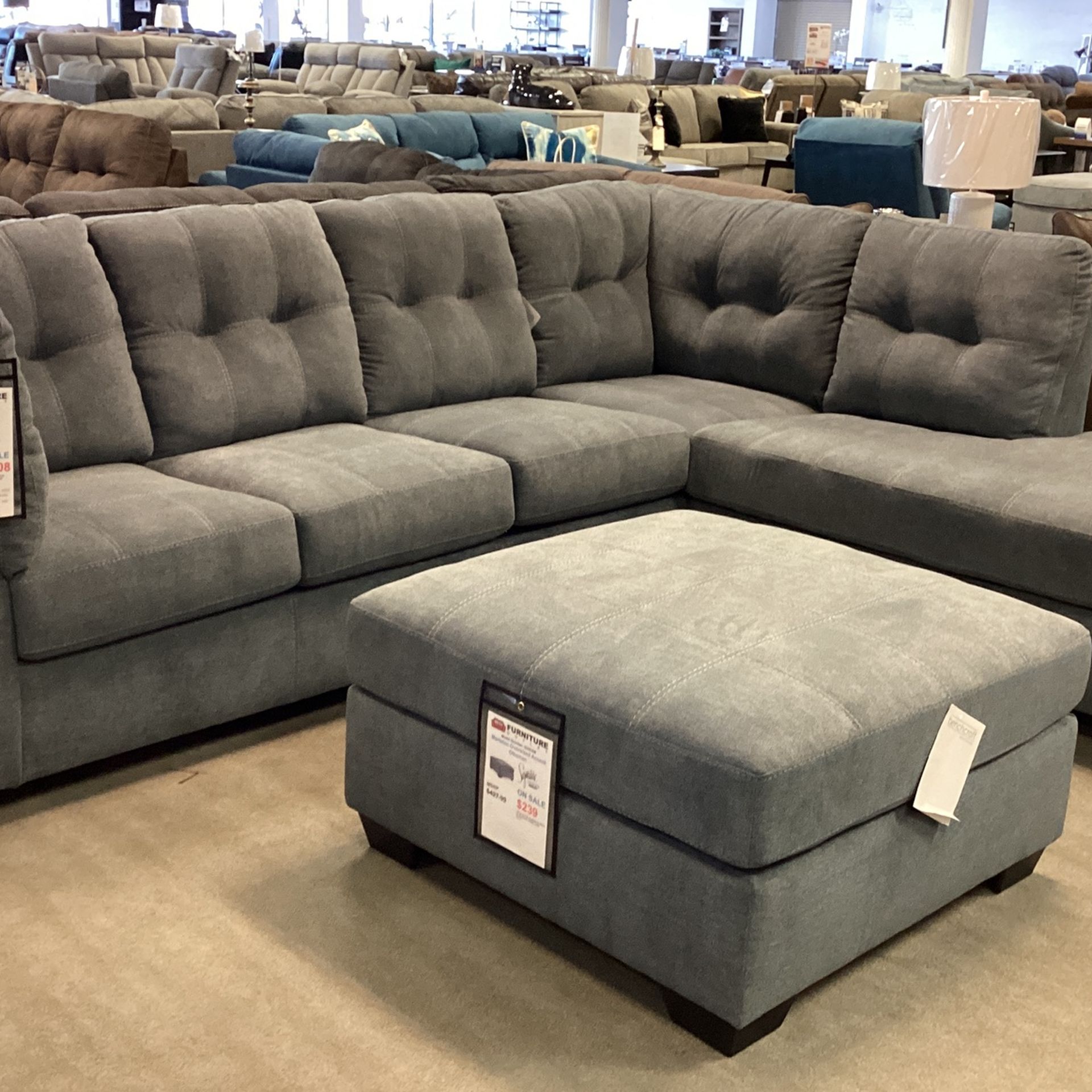 Marleton 2pc Sectional with Chaise