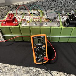 14V Lithium Battery Bank