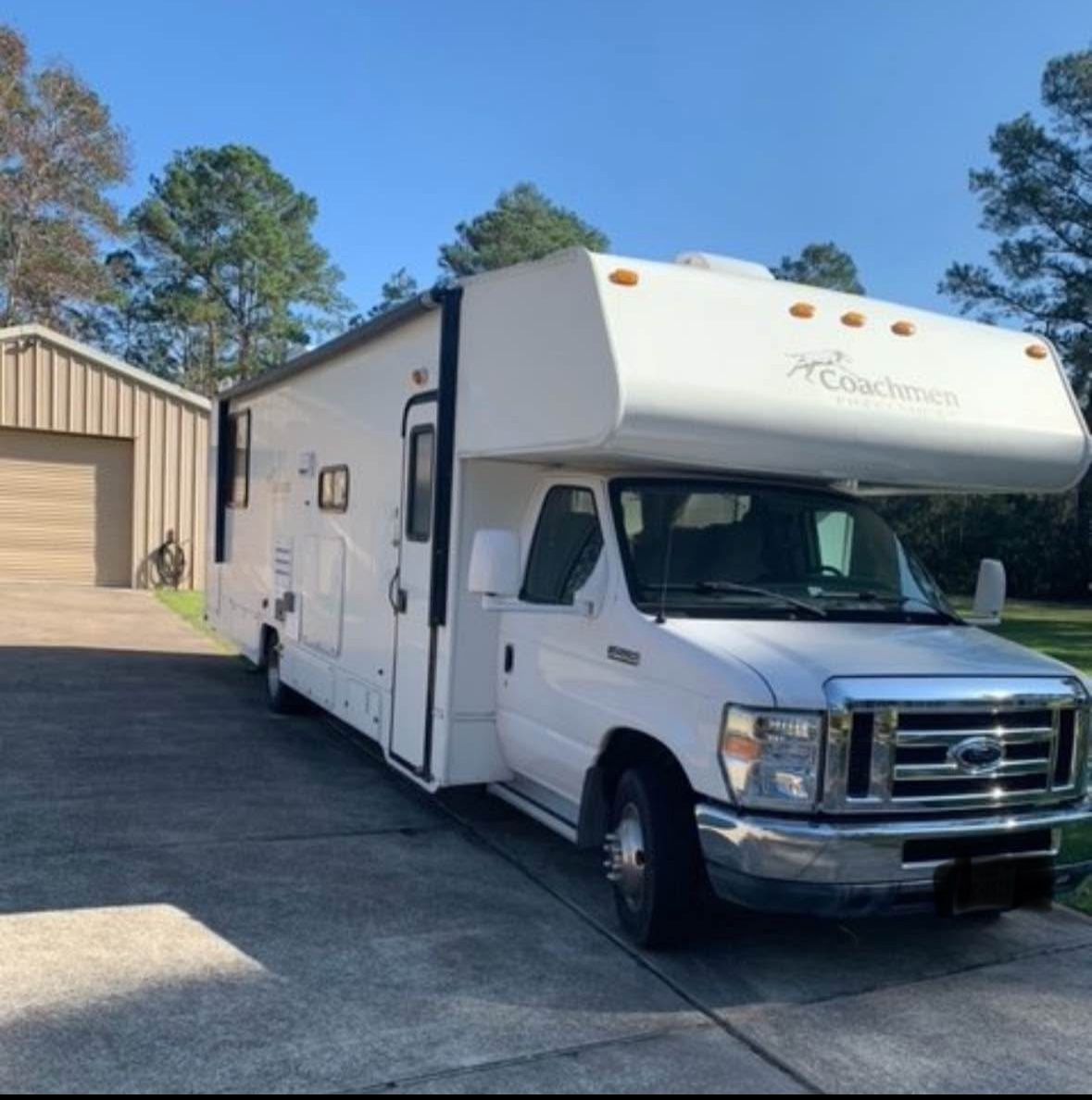 Coachmen DS Motorhome